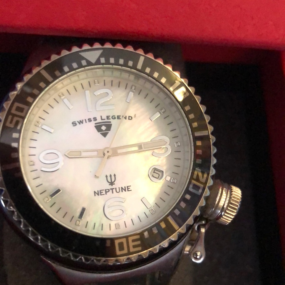 This is a Swiss legend, unisex, Very durable